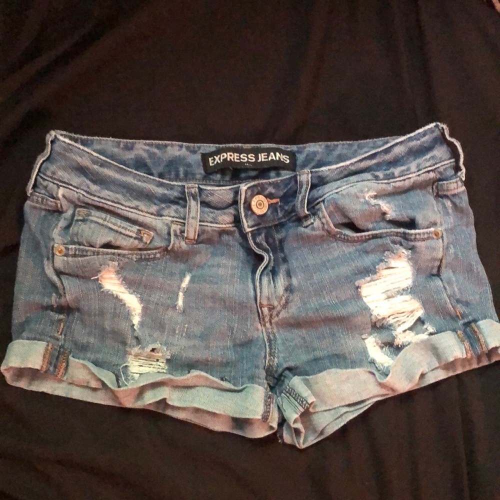 Express shorts